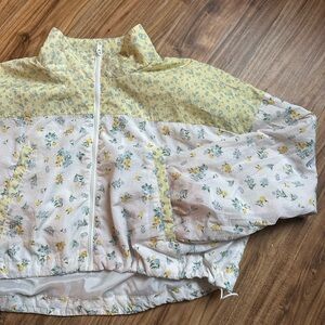 Floral cropped Jacket with Yellow Accents